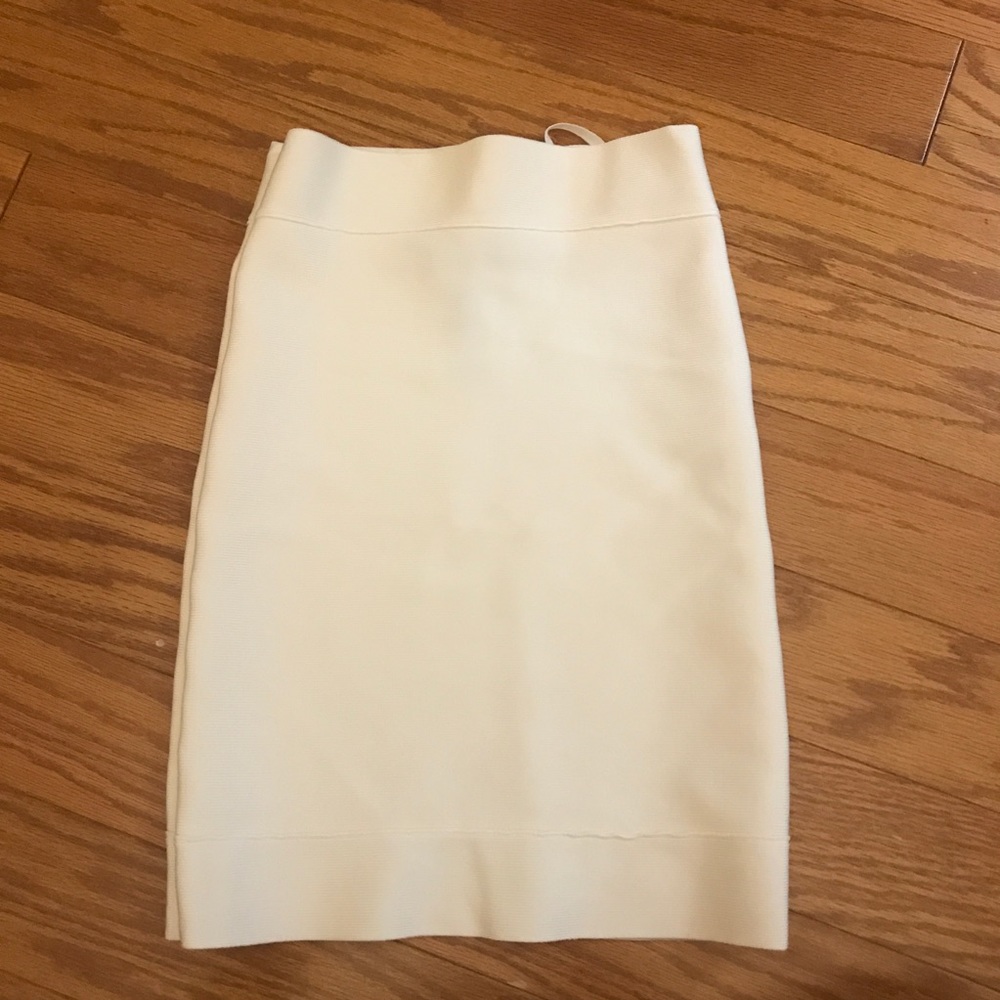 BCBG Maxazria - bandage skirt - white